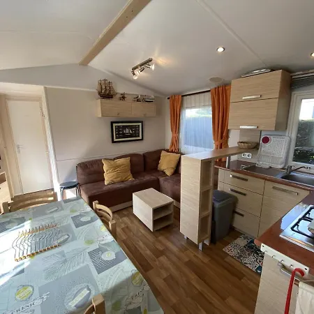 Mobil-home A : Proche Plage, 2 Chambres, Tv, Plancha, Parking, Ideal Famille - Fr-1-709-58